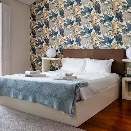 Citybreak-apartments Lapa Daire *